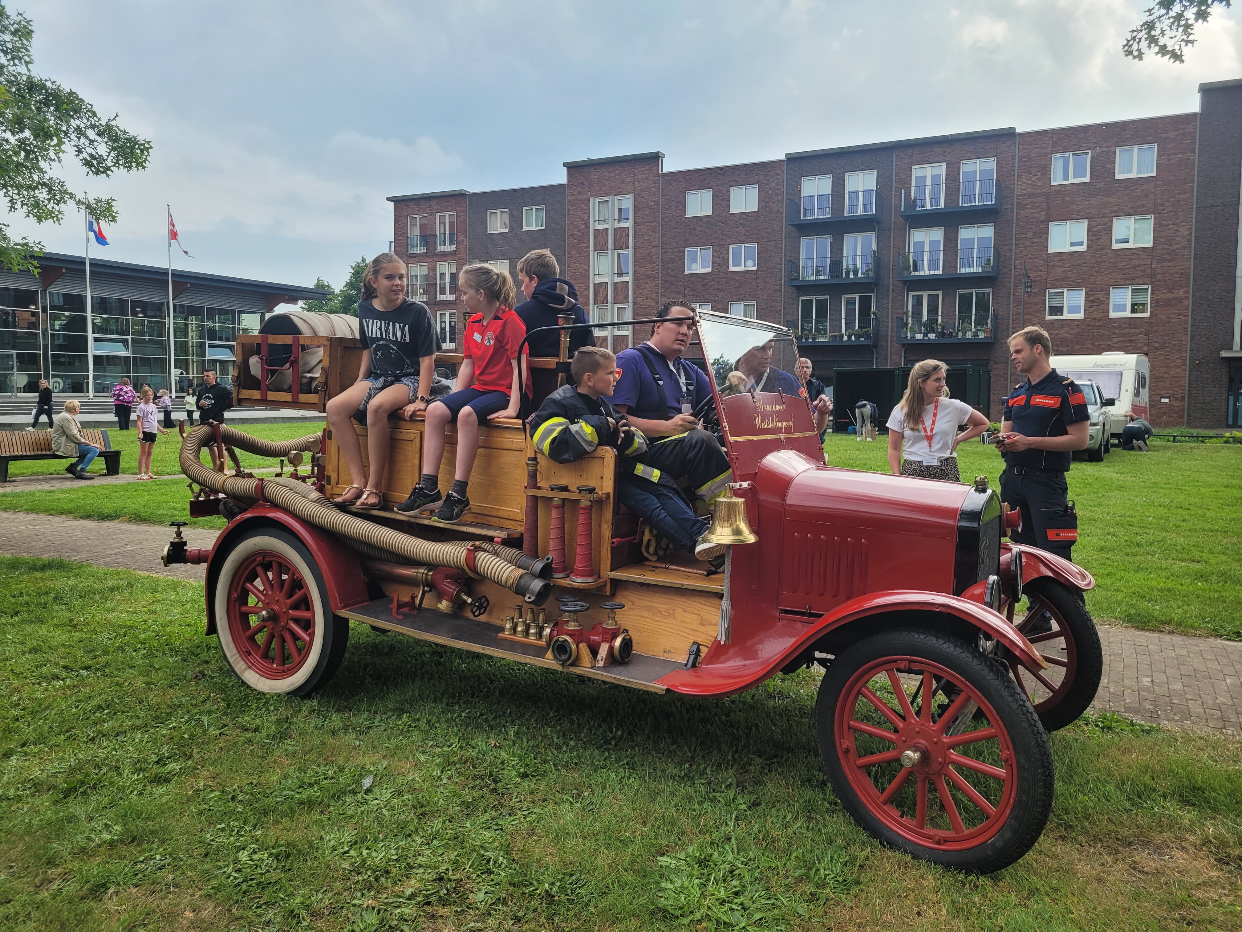De oude brandweerwagen